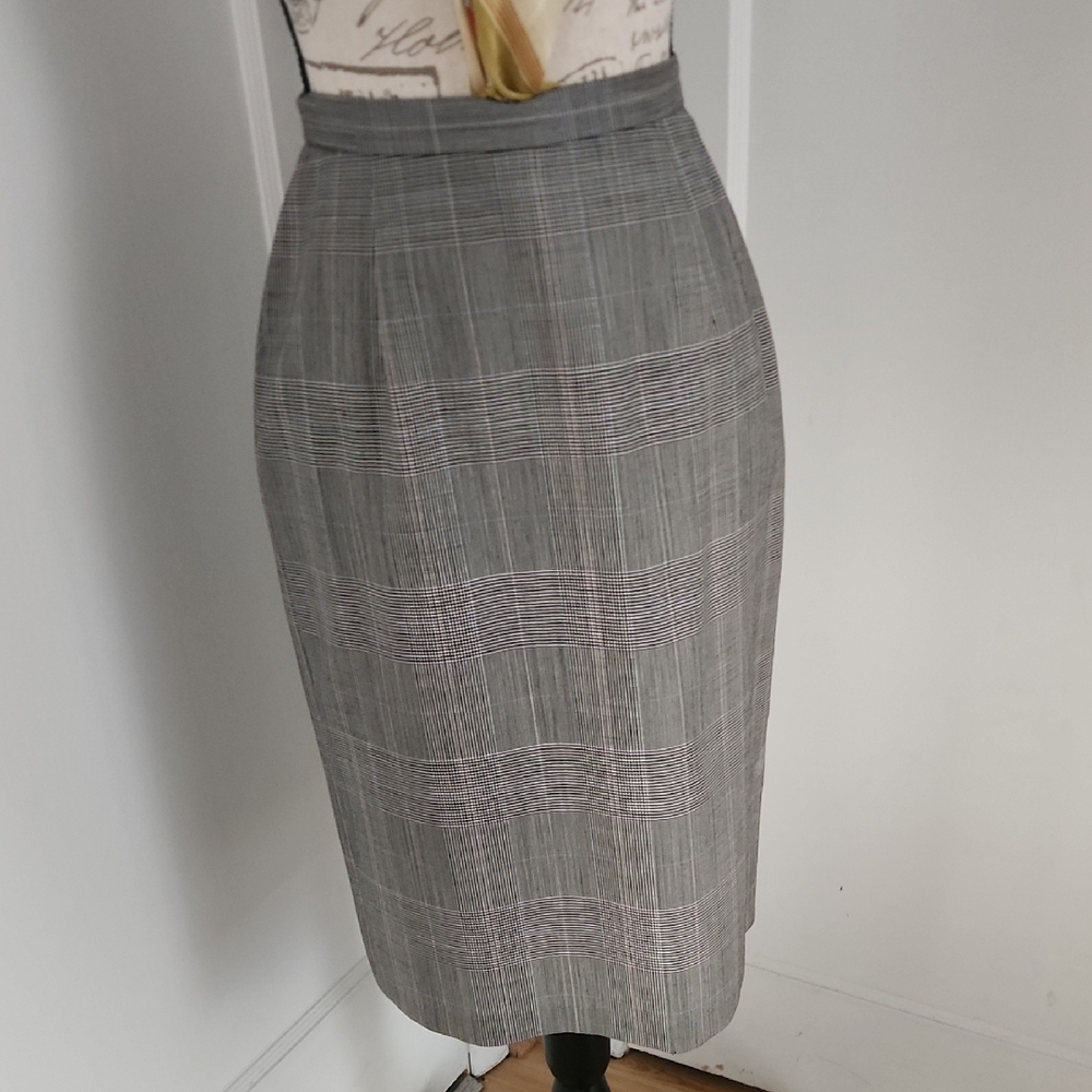 Ralph Lauren Gray Double-Breasted Women's Suit - Picture 8 of 13